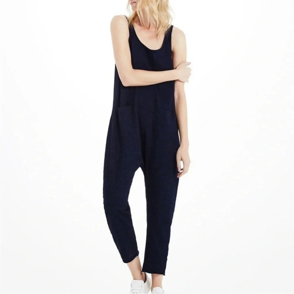 AG Adriano Goldschmied Abyl Sleeveless Overalls Jumpsuit in Navy Blue Size S - Picture 11 of 11